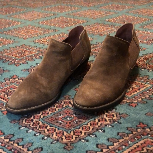 Born Suede Leather Low Booties - Picture 2 of 12